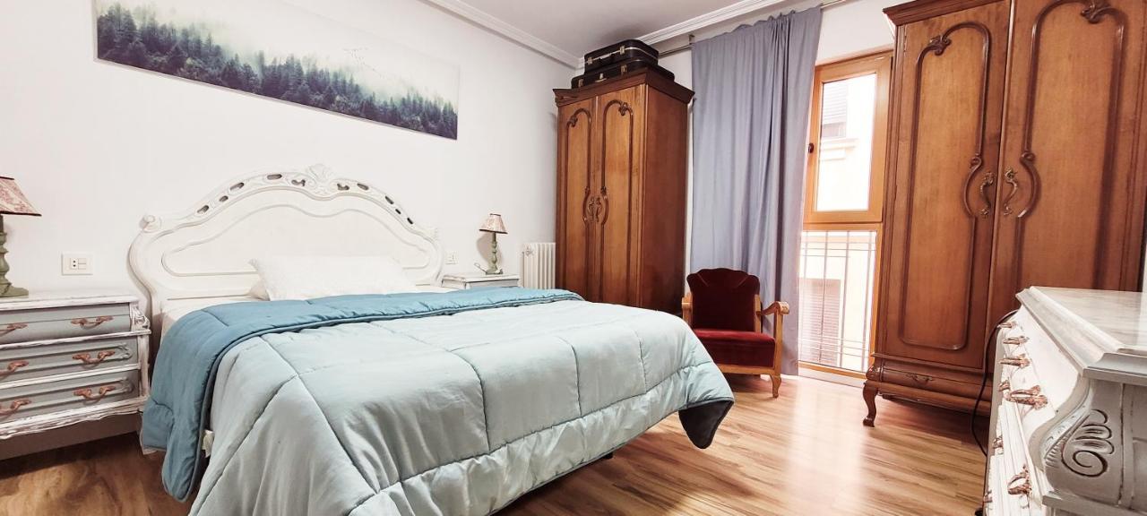 Apartament Www Sanmartinplaza Es En El Corazon Del Casco Historico León Zewnętrze zdjęcie